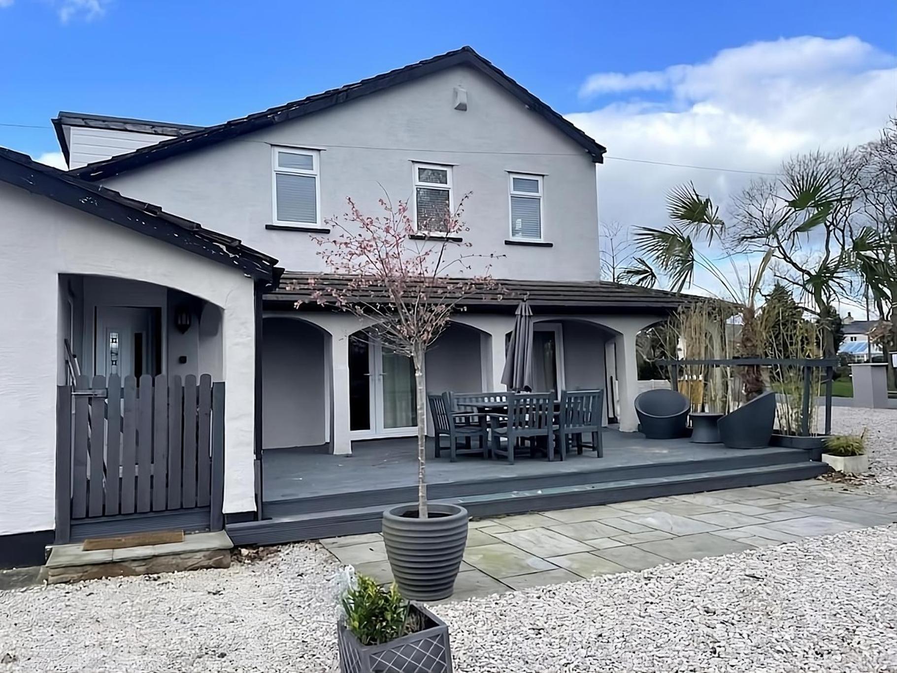 Spacious 2 Bed Ribble Valley Apartment بلاكبيرن المظهر الخارجي الصورة